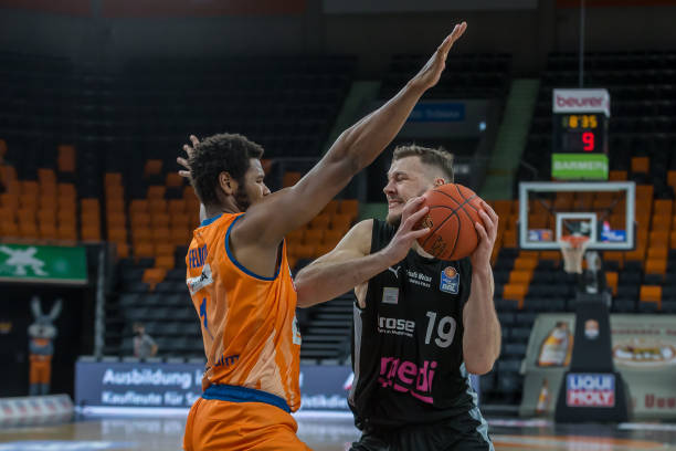 近年来在英 近年来在英