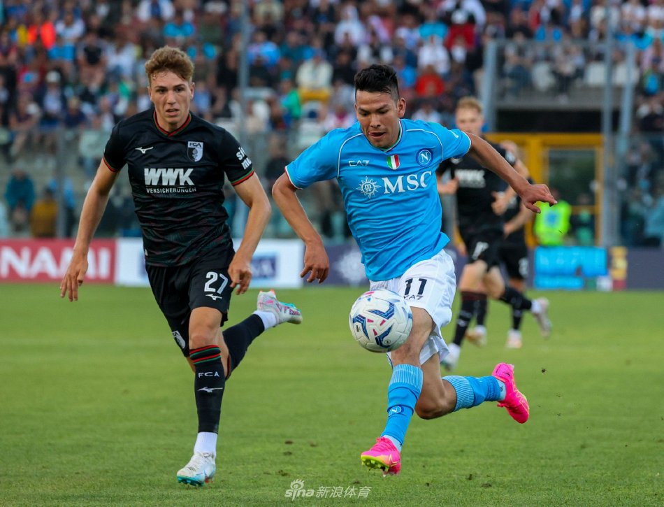 他不仅仅是 他不仅仅是