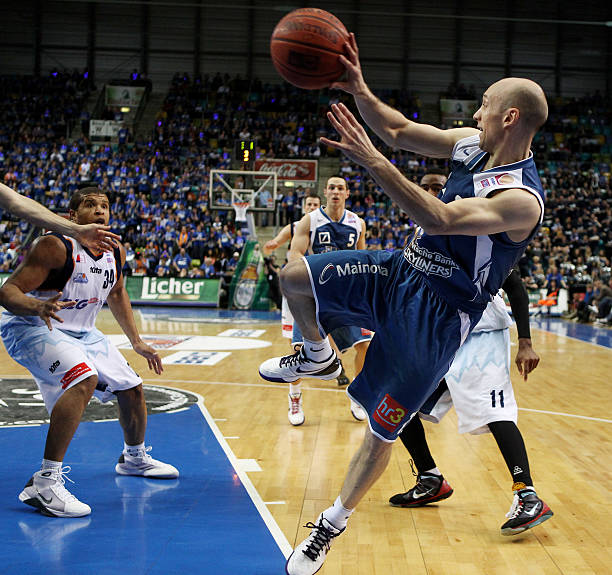 名不虚传的 名不虚传的